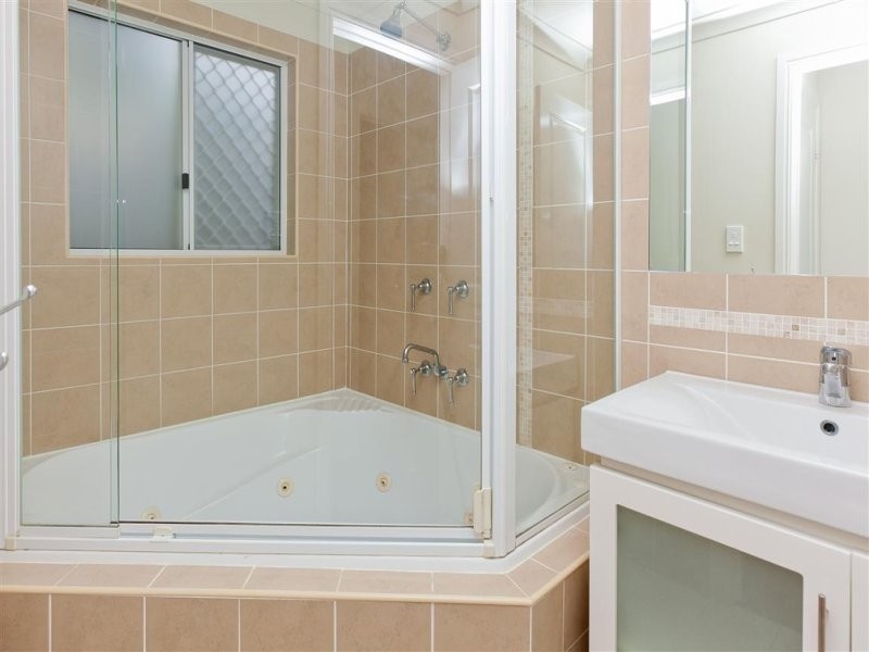 36 Ridge Street, Greenslopes QLD 4120
