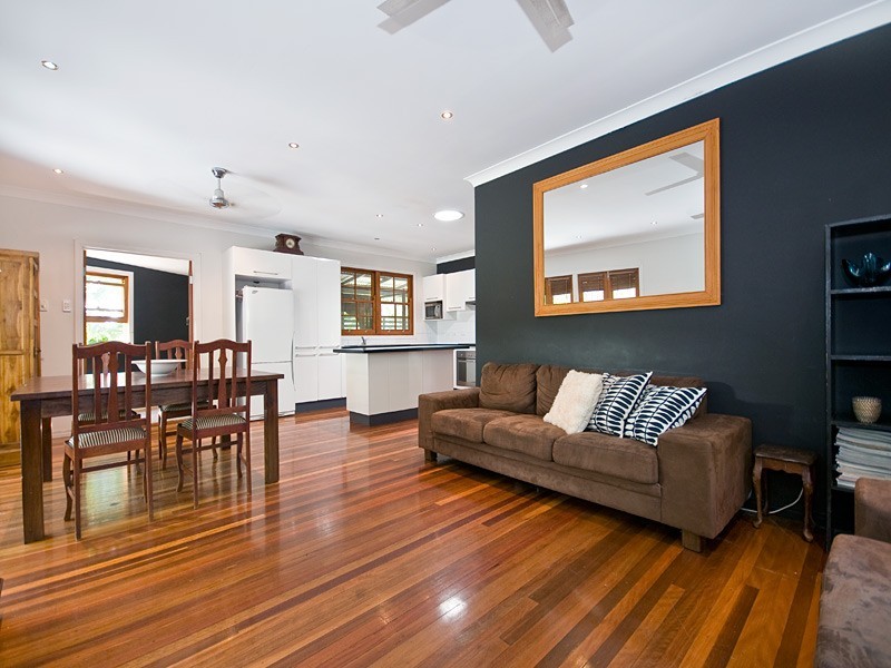 17 Playfair Street, Tarragindi QLD 4121