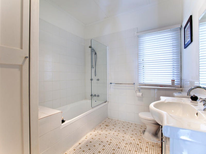 70 Elmes Road, Rocklea QLD 4106