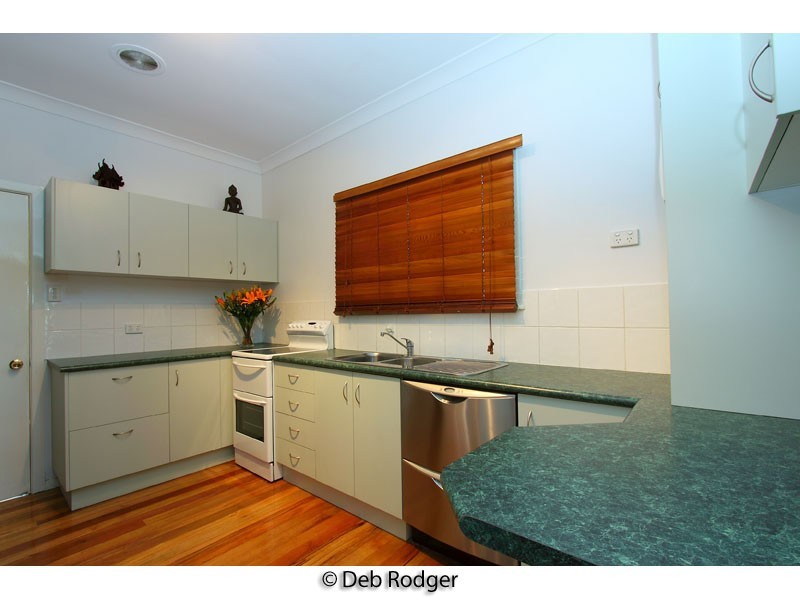19 Muriel Ave, Moorooka QLD 4105