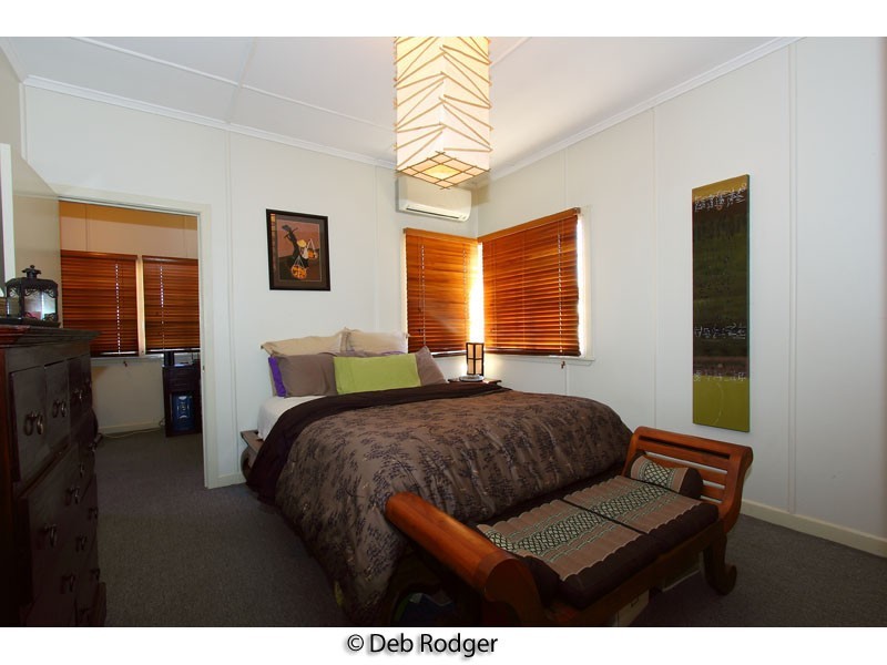 19 Muriel Ave, Moorooka QLD 4105