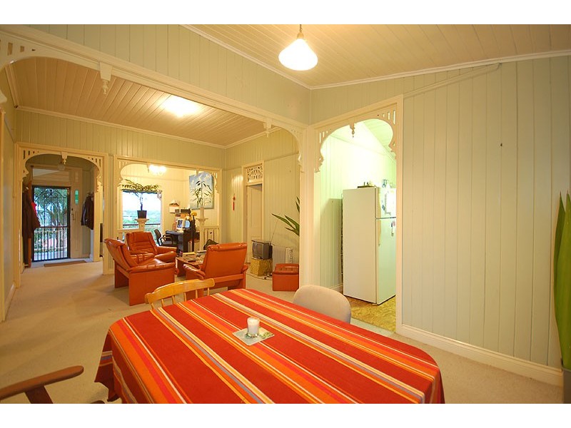 26  Rosecliffe Street, Highgate Hill QLD 4101