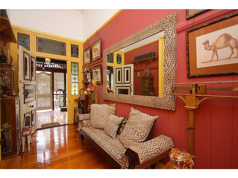 35 Brighton Road, Highgate Hill QLD 4101