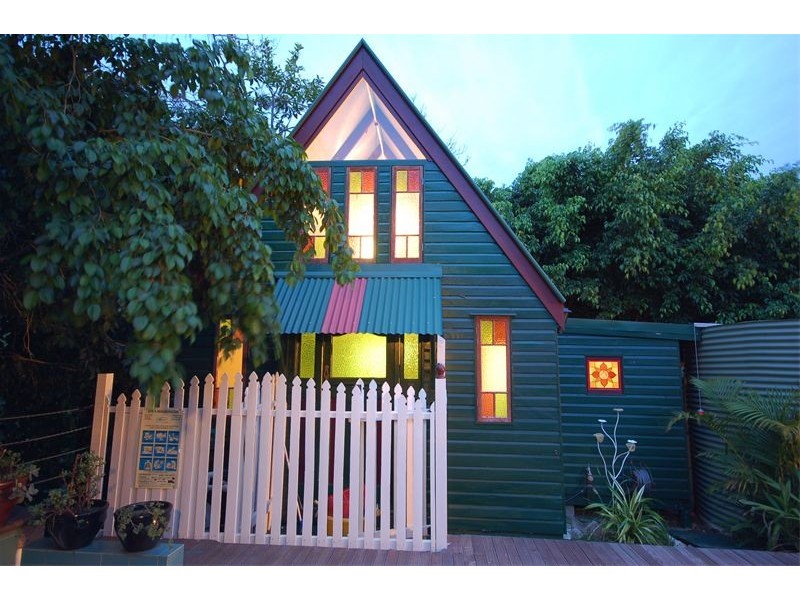 35 Brighton Road, Highgate Hill QLD 4101