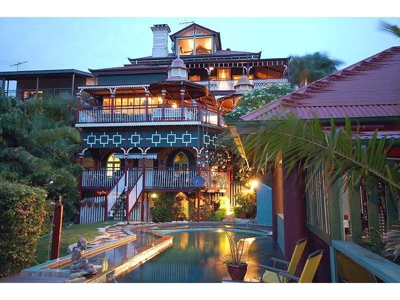 35 Brighton Road, Highgate Hill QLD 4101