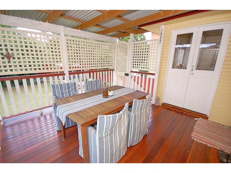 115   Chaucer Street, Moorooka QLD 4105