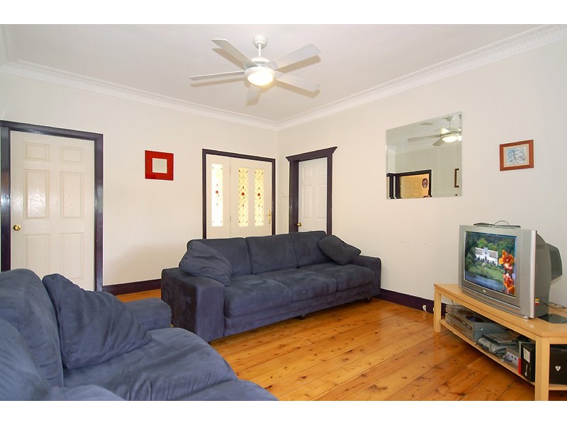 92 Sunshine Avenue, Tarragindi QLD 4121