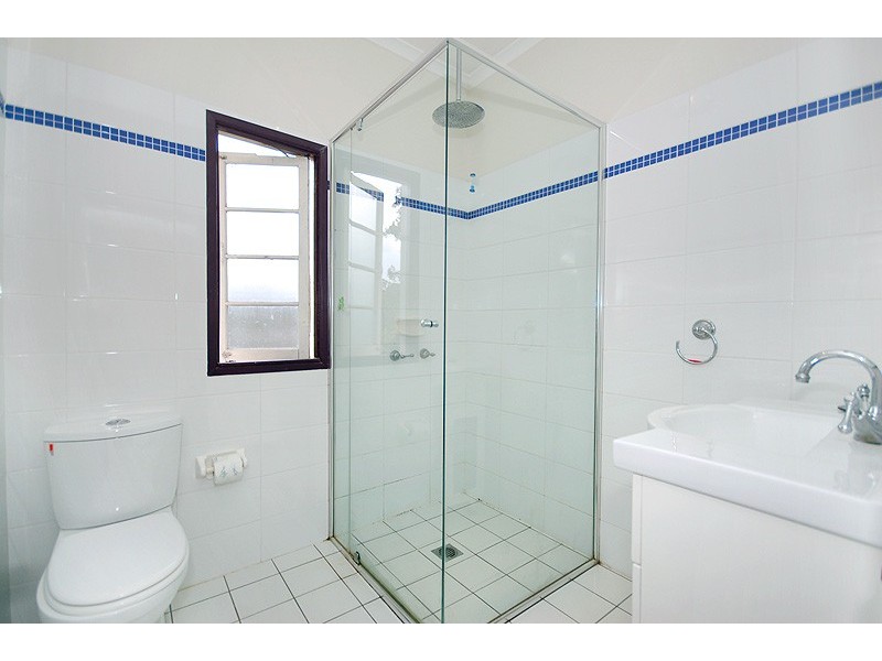 92 Sunshine Avenue, Tarragindi QLD 4121