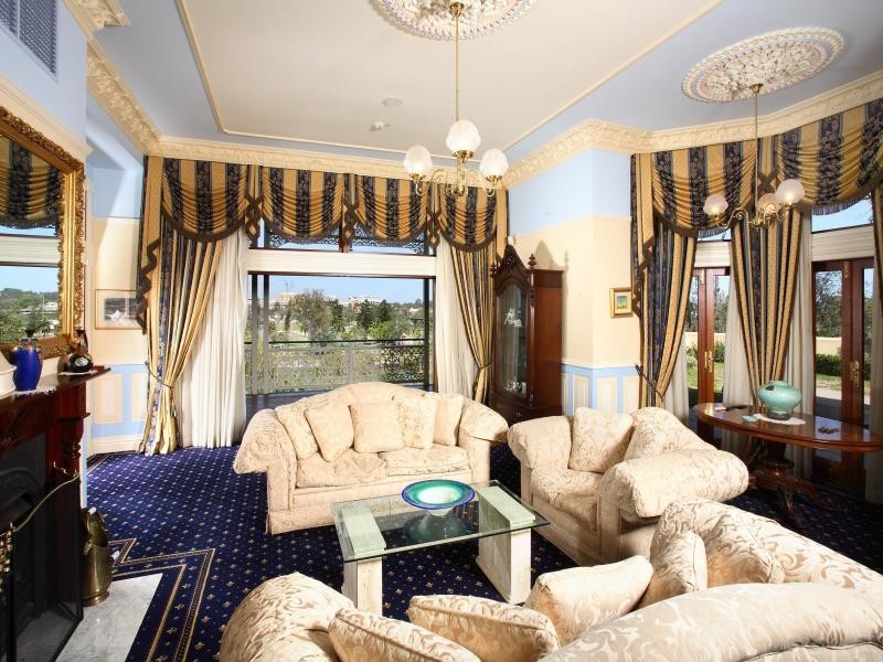 50   Dauphin  Terrace, Highgate Hill QLD 4101