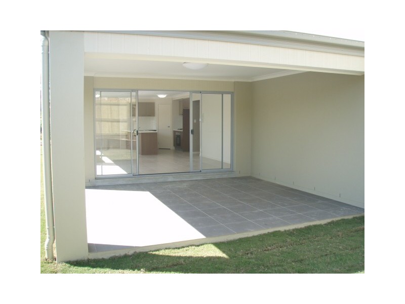 1 Doulton Street, Calamvale QLD 4116