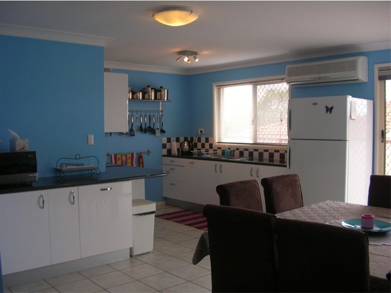 8   Whitlam Drive, Collingwood Park QLD 4301