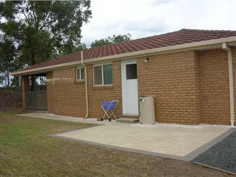 8   Whitlam Drive, Collingwood Park QLD 4301