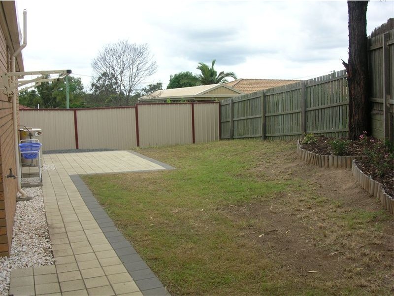 8   Whitlam Drive, Collingwood Park QLD 4301