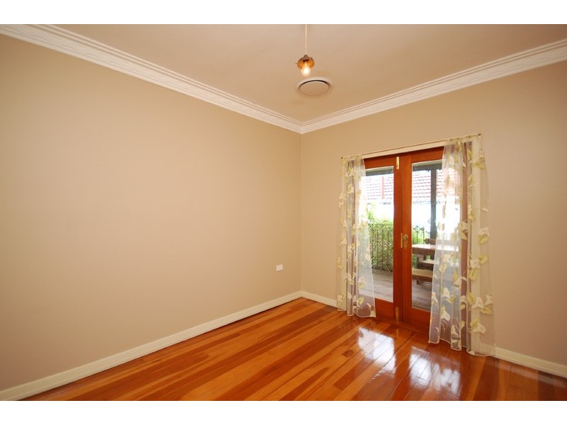 9 Clyde Street, Moorooka QLD 4105