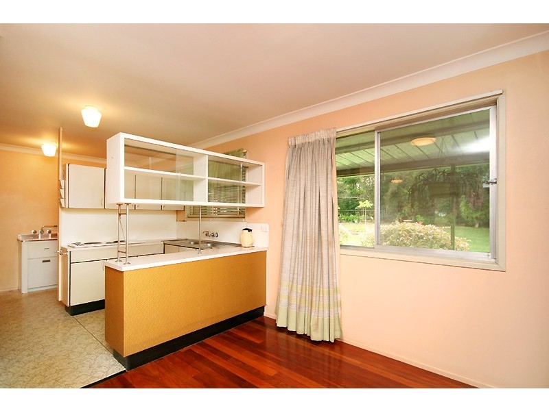 96   Barmore Street, Tarragindi QLD 4121