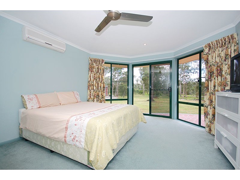 51   Bellenden Close, Munruben QLD 4125