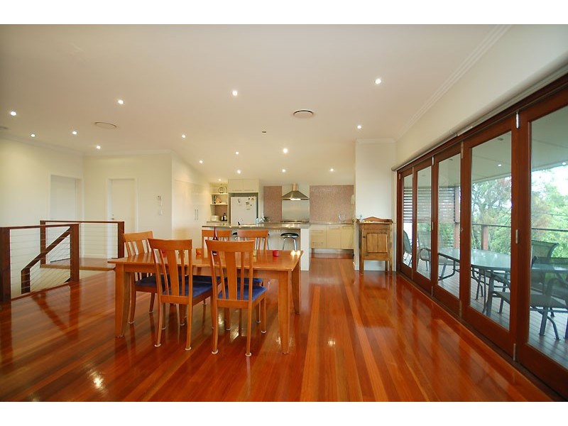 7B  Rosary Crescent, Highgate Hill QLD 4101