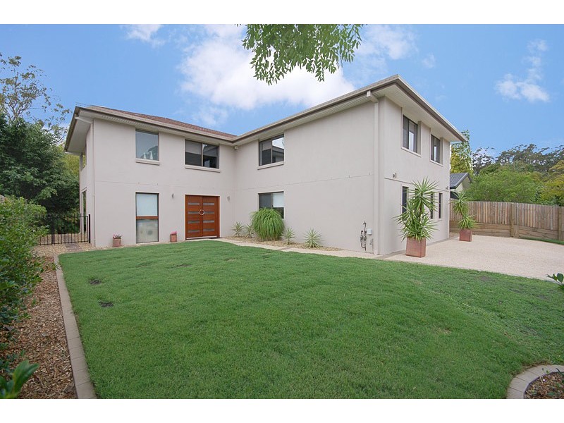 20 Passchendaele Street, Tarragindi QLD 4121