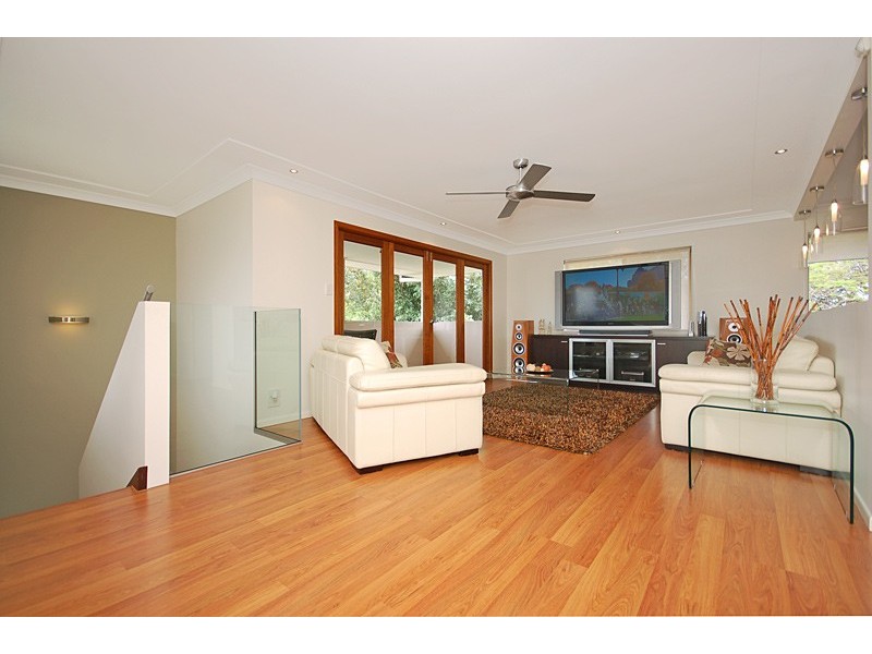 20 Passchendaele Street, Tarragindi QLD 4121