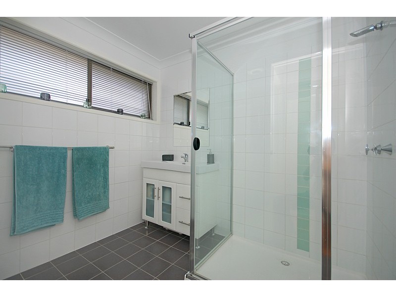 20 Passchendaele Street, Tarragindi QLD 4121