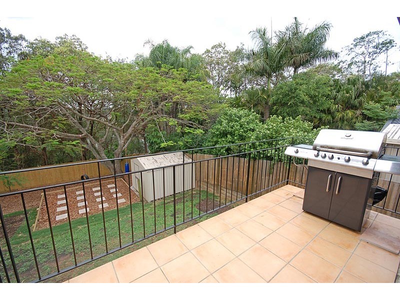 20 Passchendaele Street, Tarragindi QLD 4121