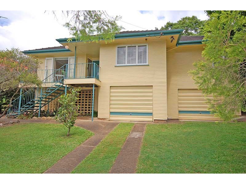 82  Hawkwood Street, Mount Gravatt East QLD 4122