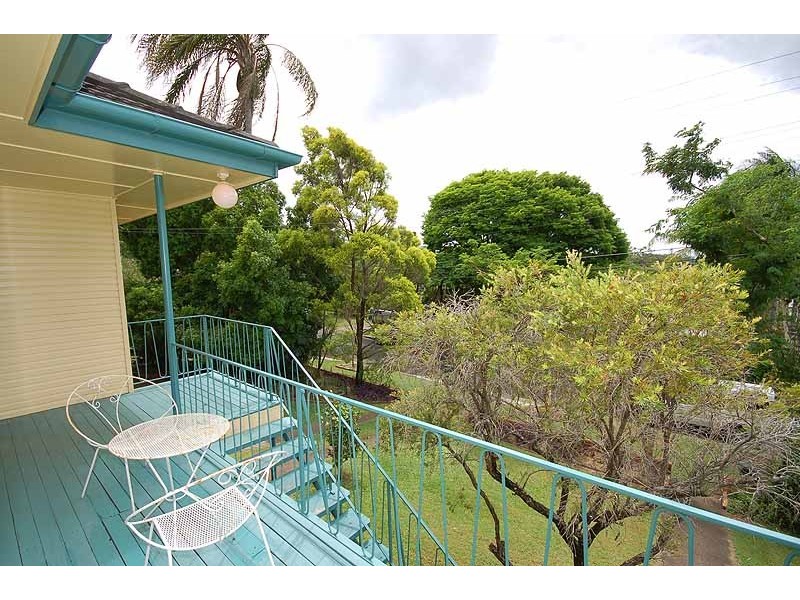 82  Hawkwood Street, Mount Gravatt East QLD 4122