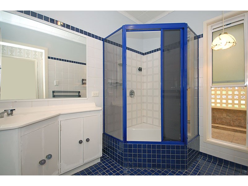 82  Hawkwood Street, Mount Gravatt East QLD 4122