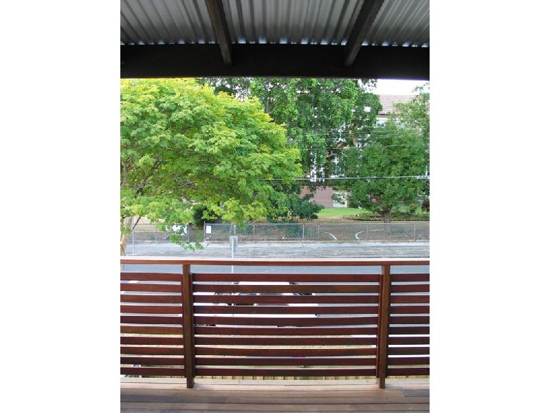 2/39   Waldheim Street, Annerley QLD 4103