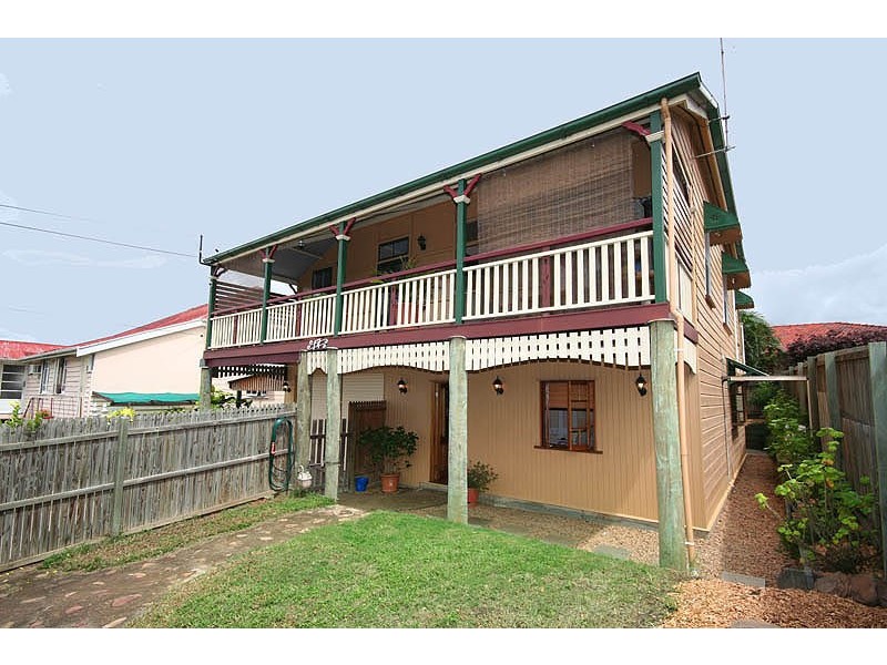 17 Torrens Street, Annerley QLD 4103
