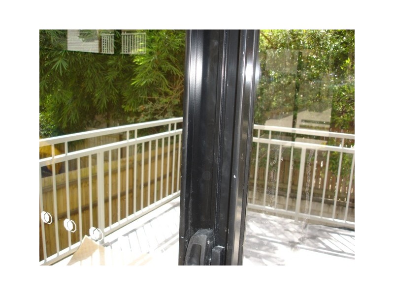 1/17  Real Street, Annerley QLD 4103