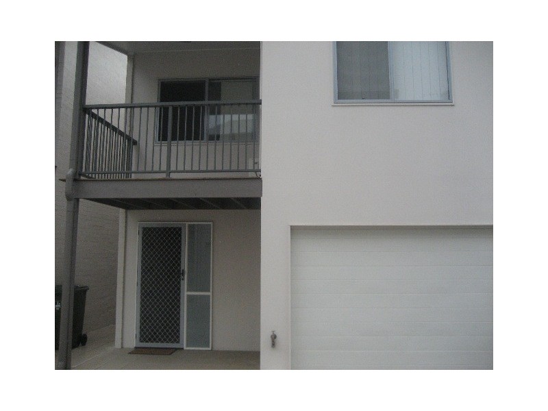 9/16  Agnes Street, Morningside QLD 4170