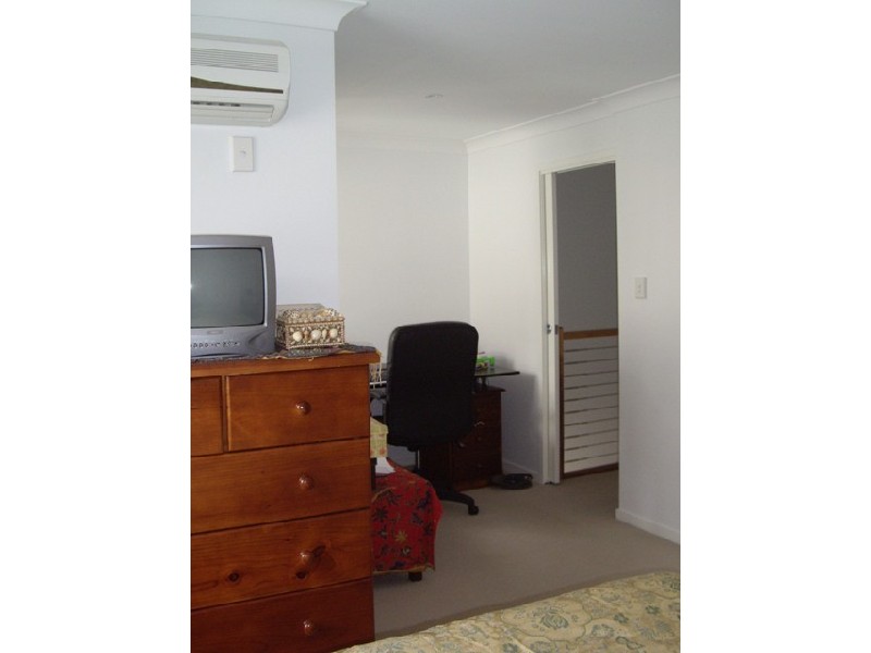 9/16  Agnes Street, Morningside QLD 4170