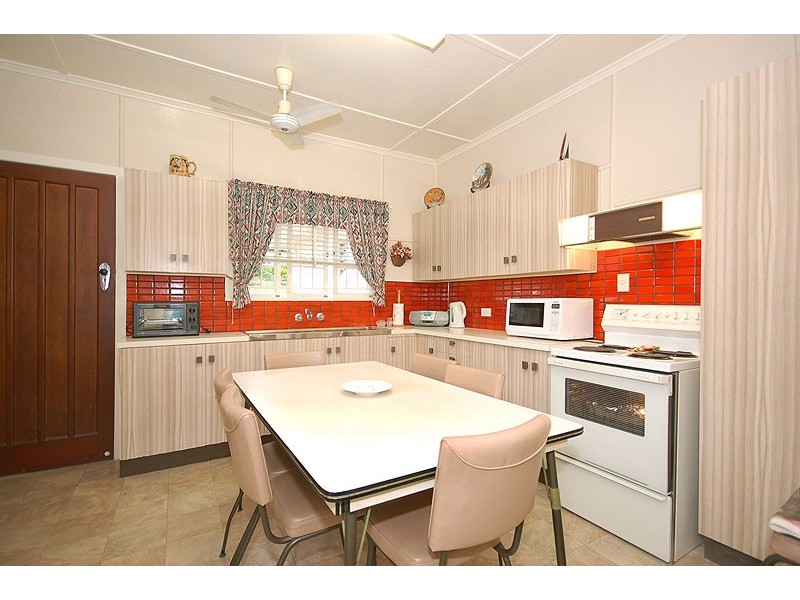 8   Southwell Street, Moorooka QLD 4105