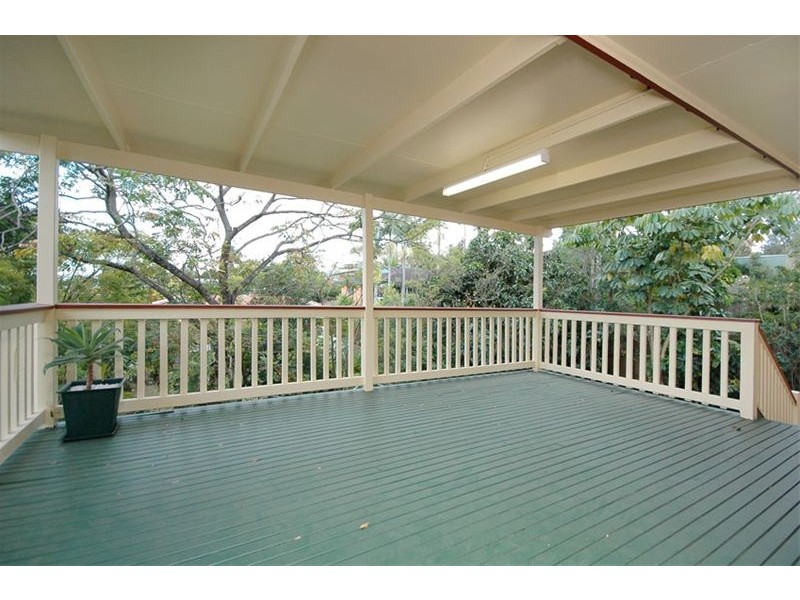 100   Fegen Drive, Moorooka QLD 4105