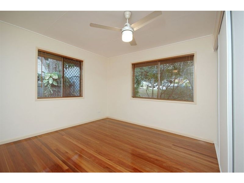 100   Fegen Drive, Moorooka QLD 4105