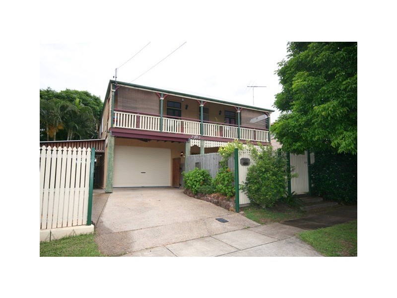 17 Torrens Street, Annerley QLD 4103