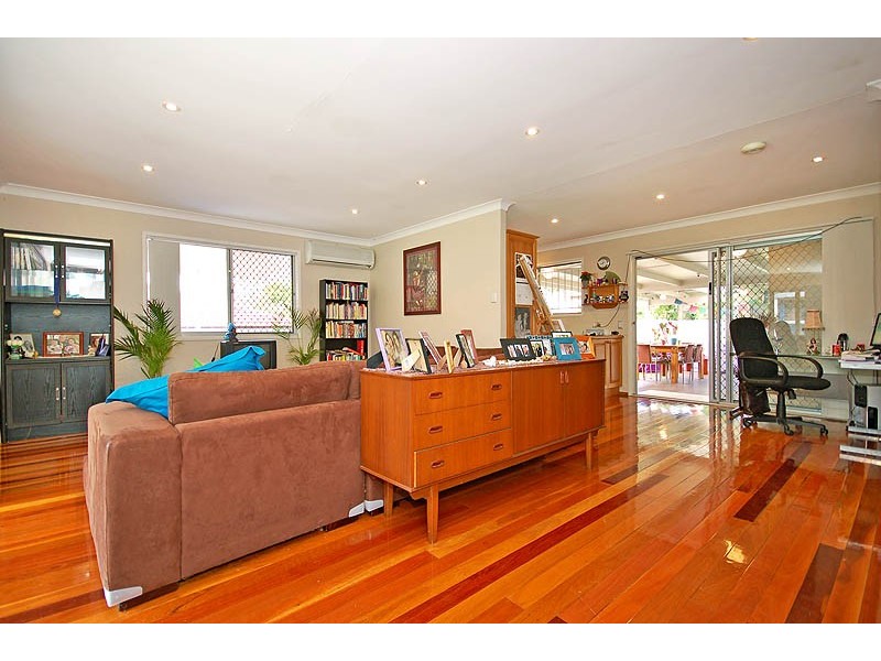 99   Barmore Street, Tarragindi QLD 4121