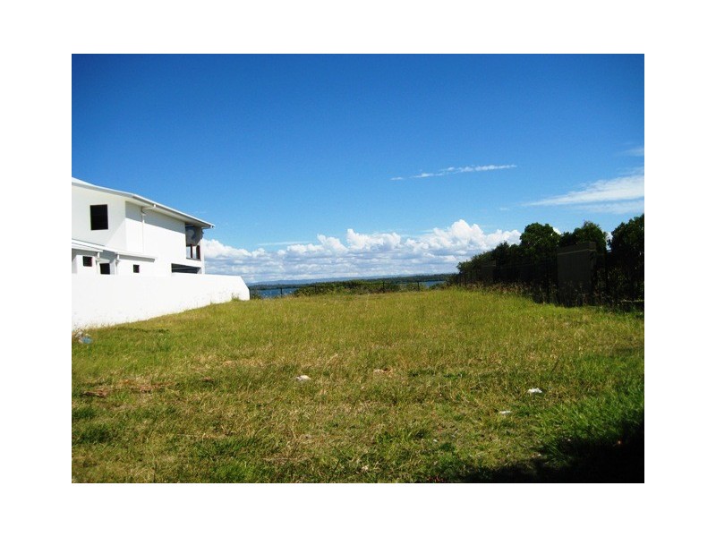 2  Oriole Close, Banksia Beach QLD 4507