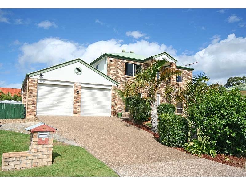 16  Walnut Court, Birkdale QLD 4159