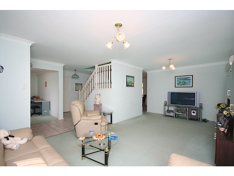 16  Walnut Court, Birkdale QLD 4159