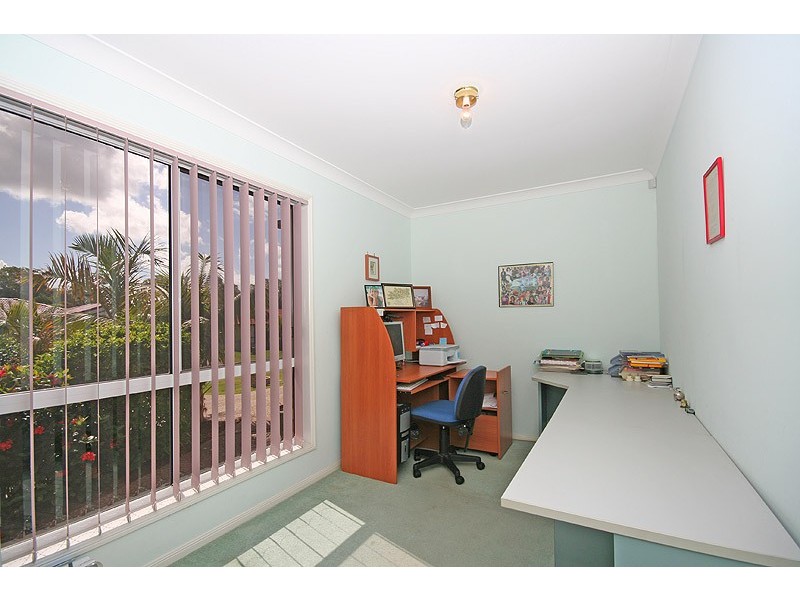 16  Walnut Court, Birkdale QLD 4159