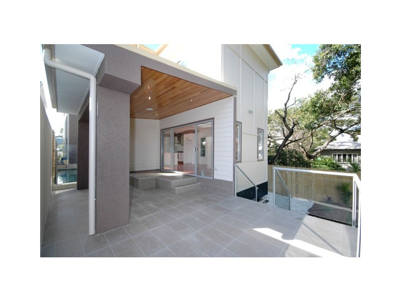 105 Strong Avenue, Graceville QLD 4075