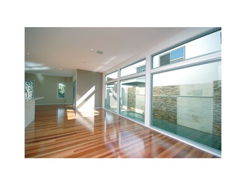 105 Strong Avenue, Graceville QLD 4075