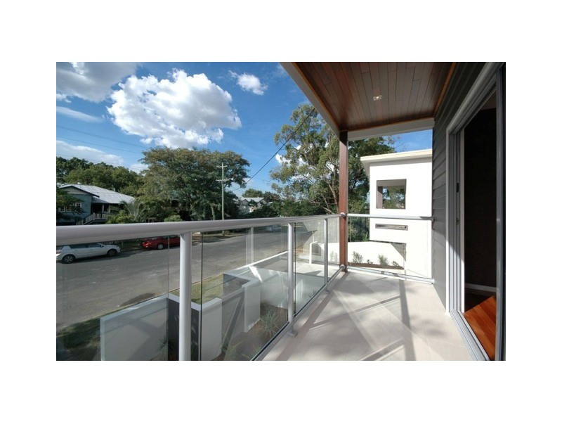 103  Strong Avenue, Graceville QLD 4075