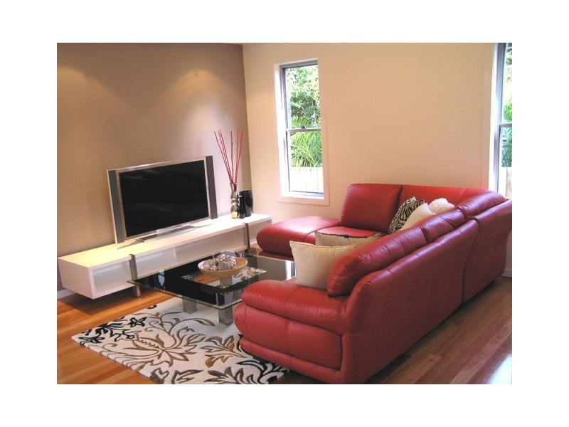 103  Strong Avenue, Graceville QLD 4075