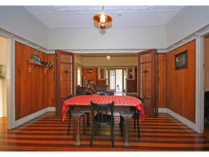 33  Palmerston Street, Annerley QLD 4103