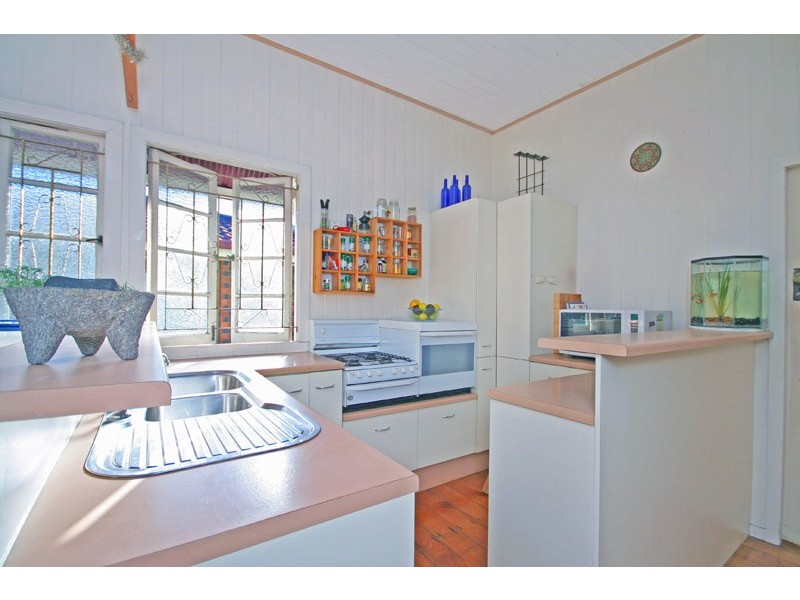 33  Palmerston Street, Annerley QLD 4103