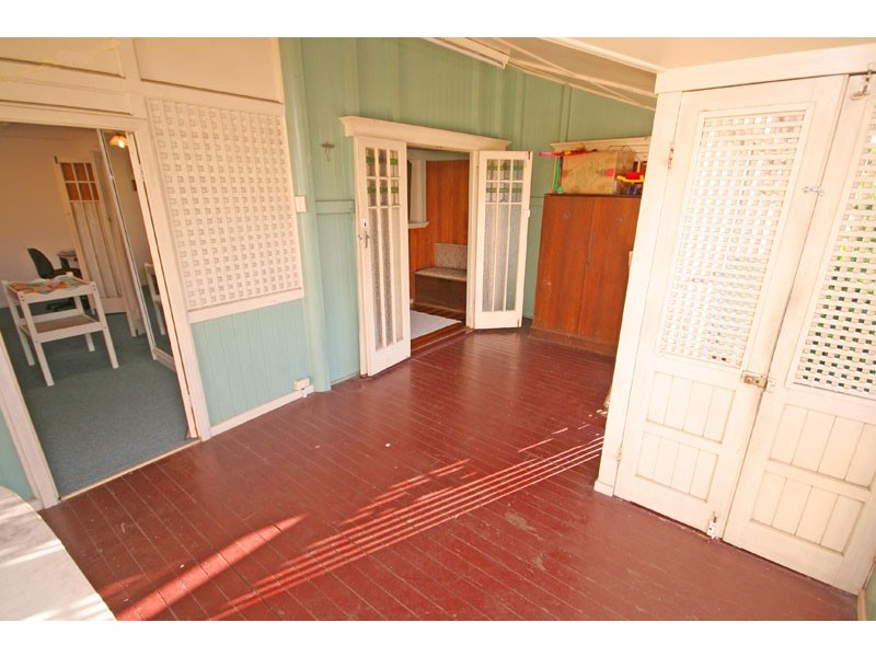 33  Palmerston Street, Annerley QLD 4103