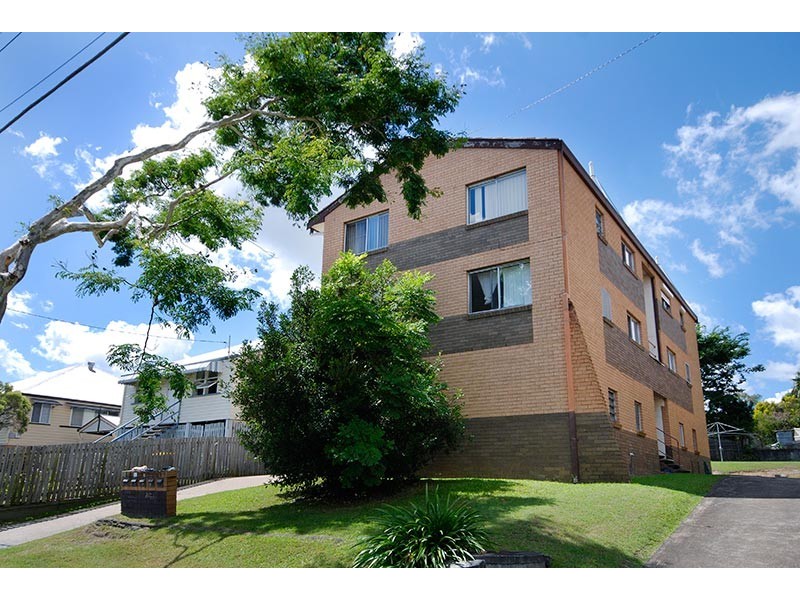 4/10 Cross Street, Fairfield QLD 4103